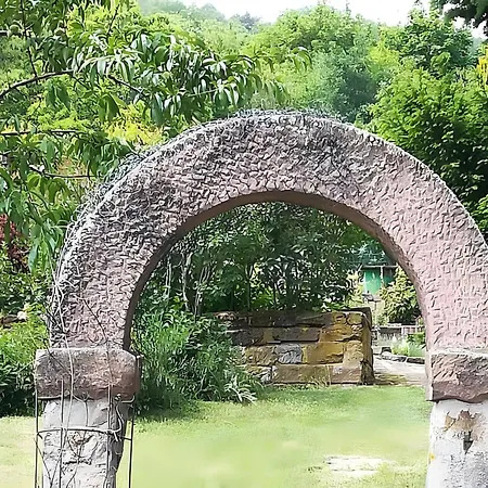 Casa de Férias Weinstrassenblick Mit Fasssauna Burrweiler